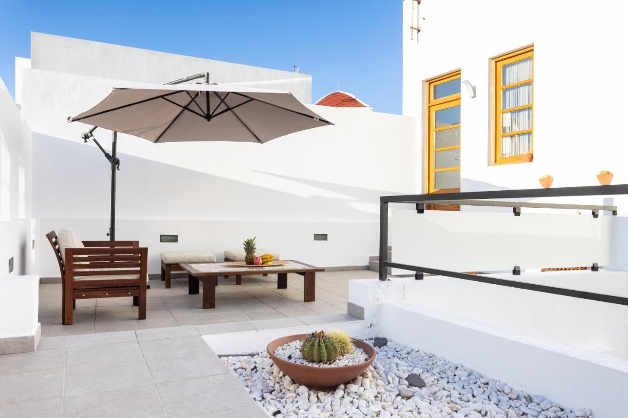 Home2Book Spectacular Studio Los Silos, Terrace Exterior photo